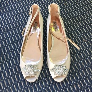 Badgley Mischka Ivory Satin Kaidence Shoes